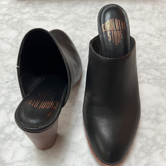 Charlotte Stone. Black Leather LUNA Mules   7 - Picture 4 of 8